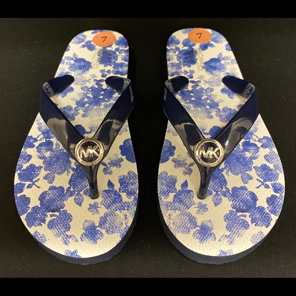Michael Kors Navy Flowers flip flops - Picture 2 of 3